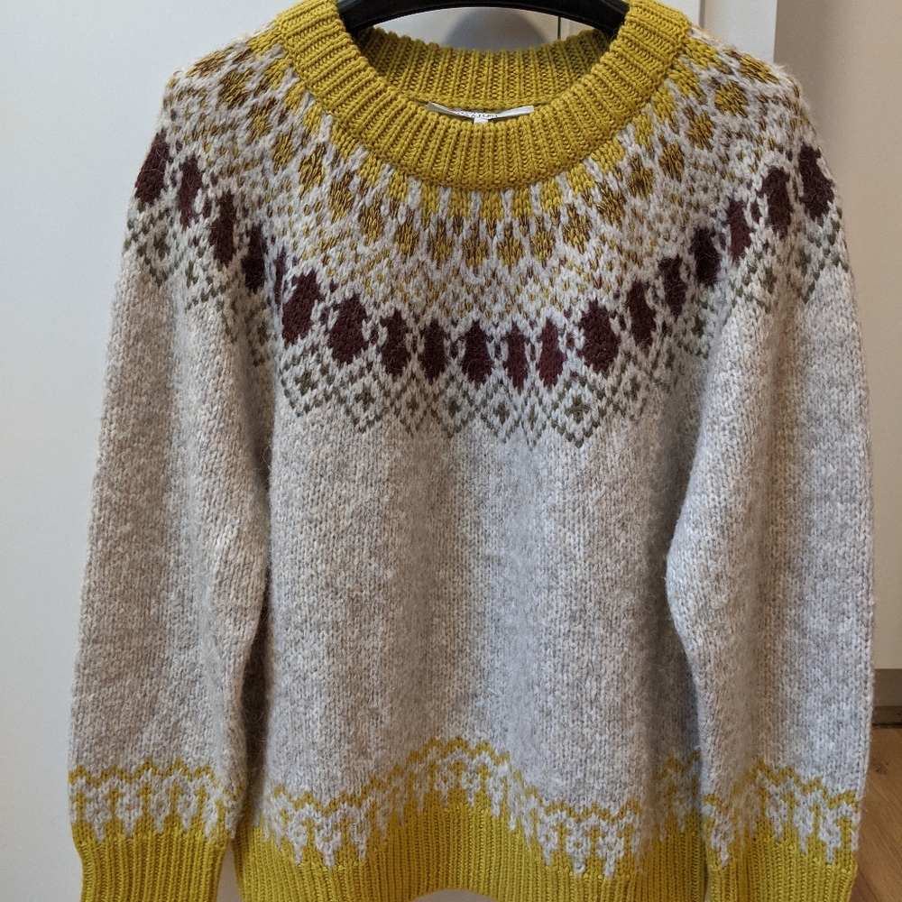 Yellow/cream Sweater